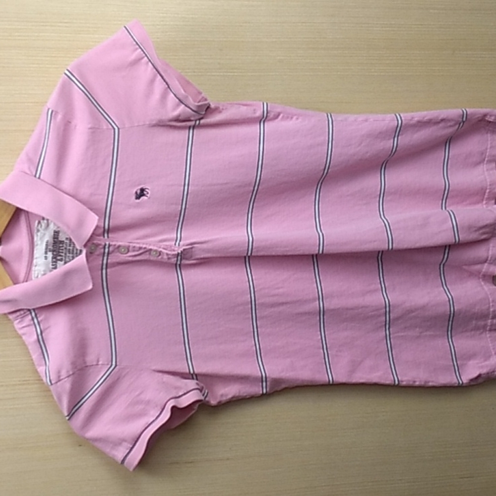 Abercrombie & Fitch Pink w Blue & White Strip. Women's Large
